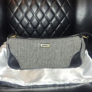 GUESS Black and White Herringbone PURSE.